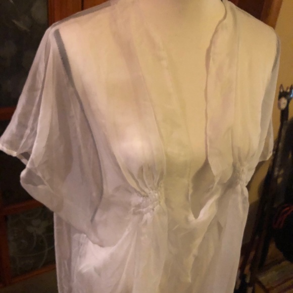 Beach cover up sheer. Small gathers in front - Picture 2 of 6